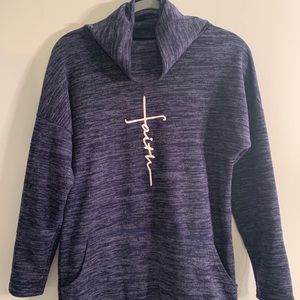 « Faith » Sweater